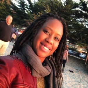 Meet your Posher, Pamona